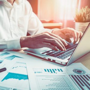 Lee más sobre el artículo ¿Qué son y cómo funcionan los ETFs?