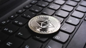 Lee más sobre el artículo Ethereum lidera el rally de las criptos con el bitcoin mirando a máximos