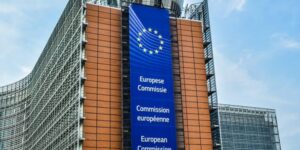 Queda en el limbo normativa europea para stablecoins por presiones políticas